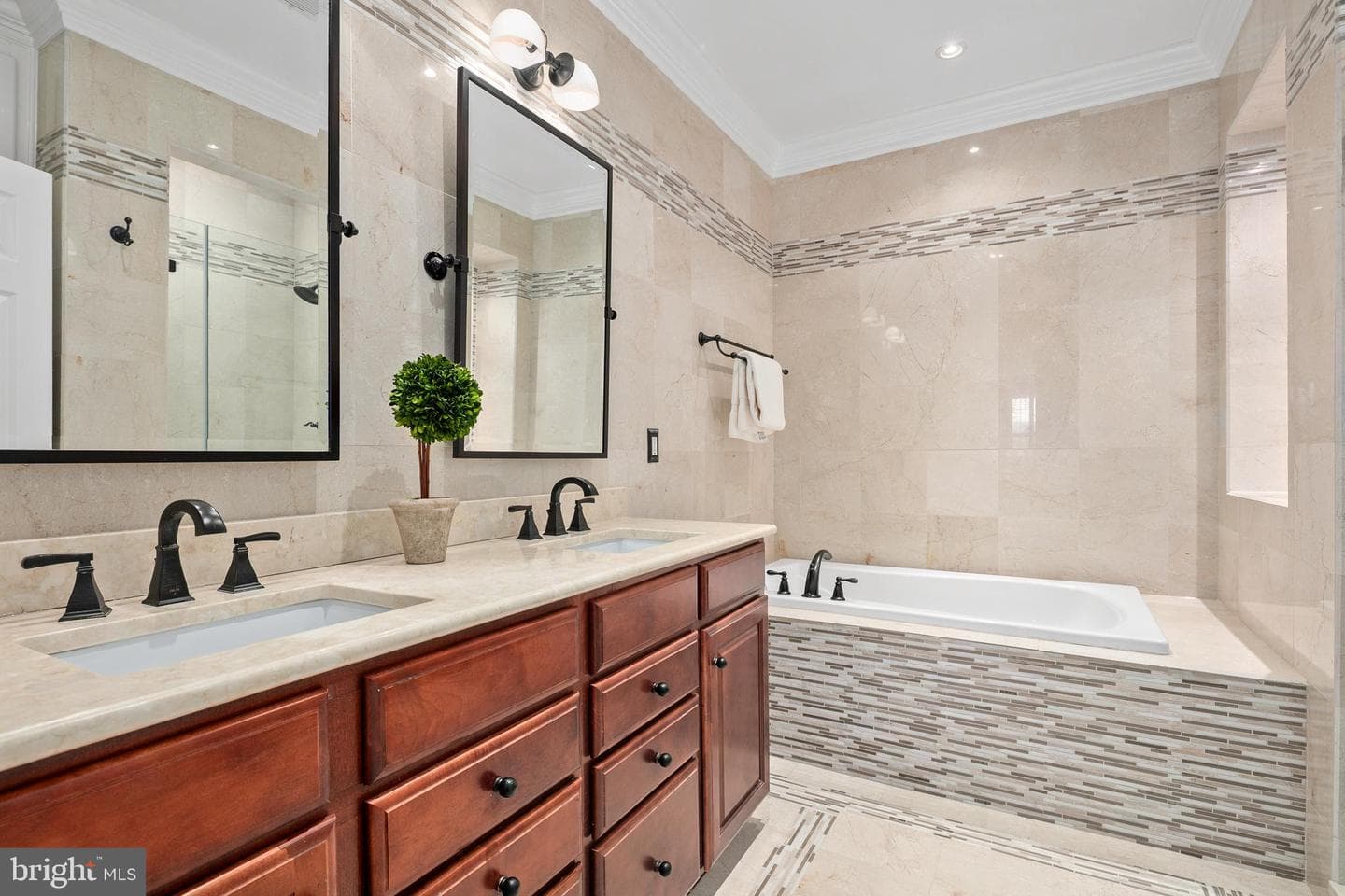 44485 Chamberlain Terrace #203 photo 24