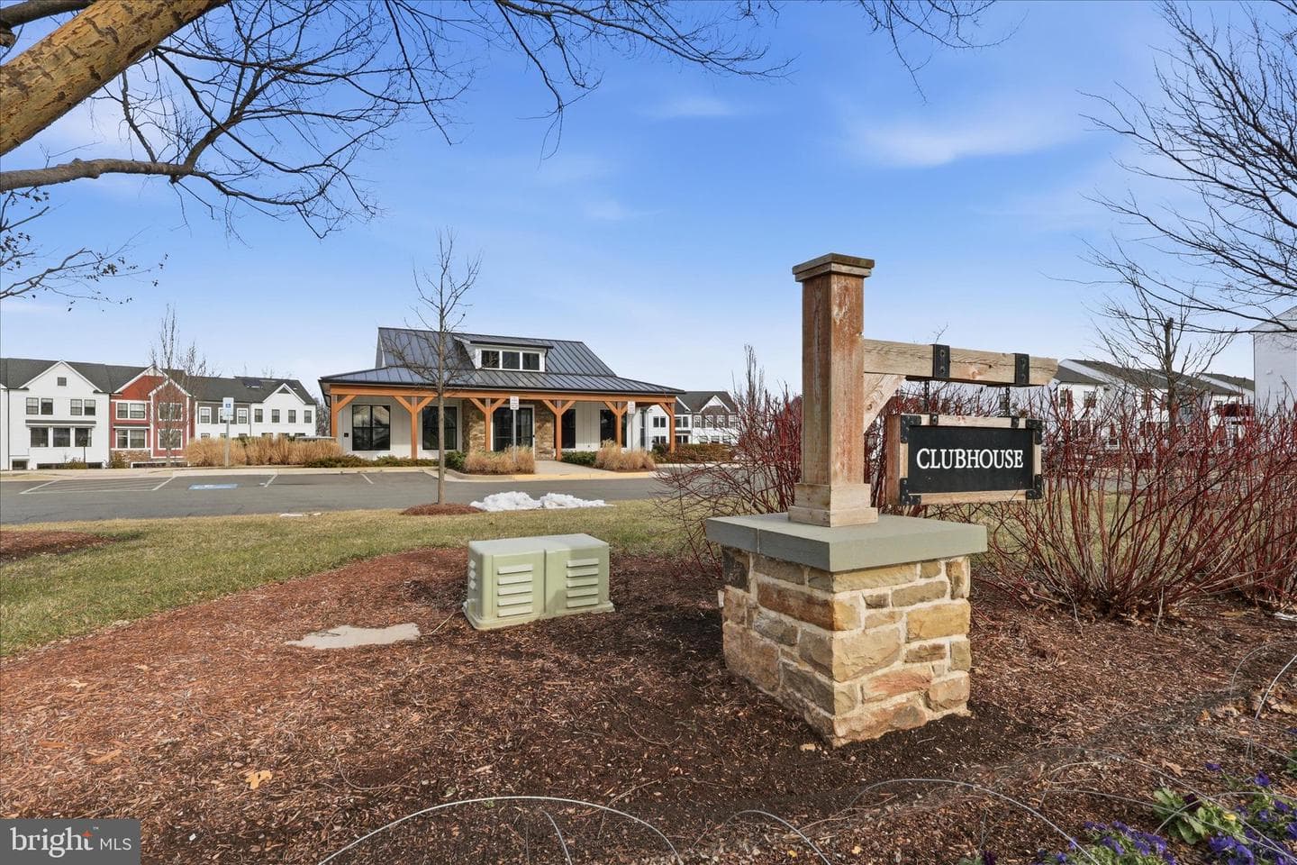 25429 Hartland Orchard Terrace photo 38