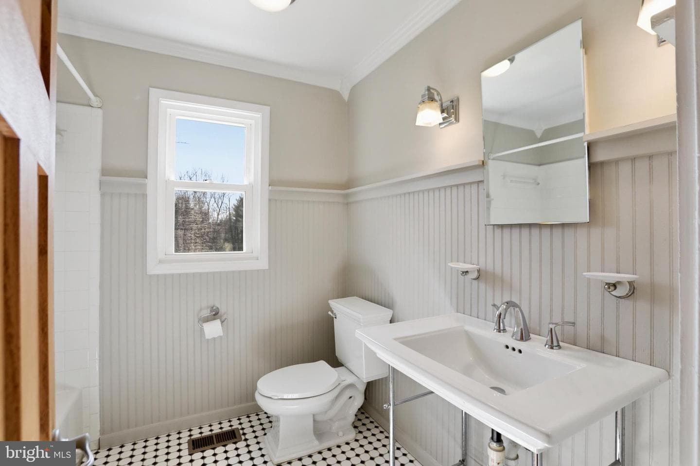 17473 Madison Avenue photo 9