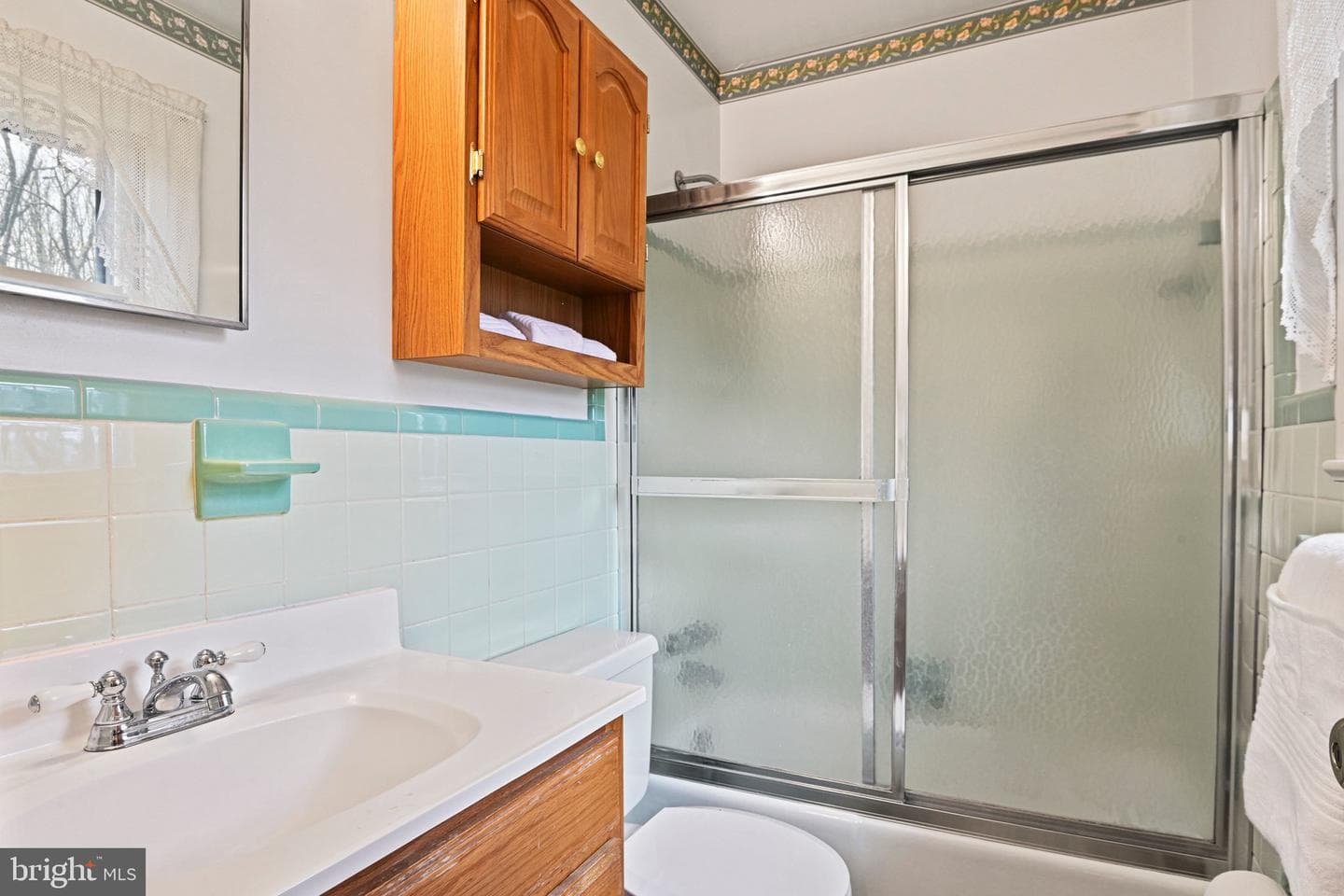 1396 S King Street photo 15