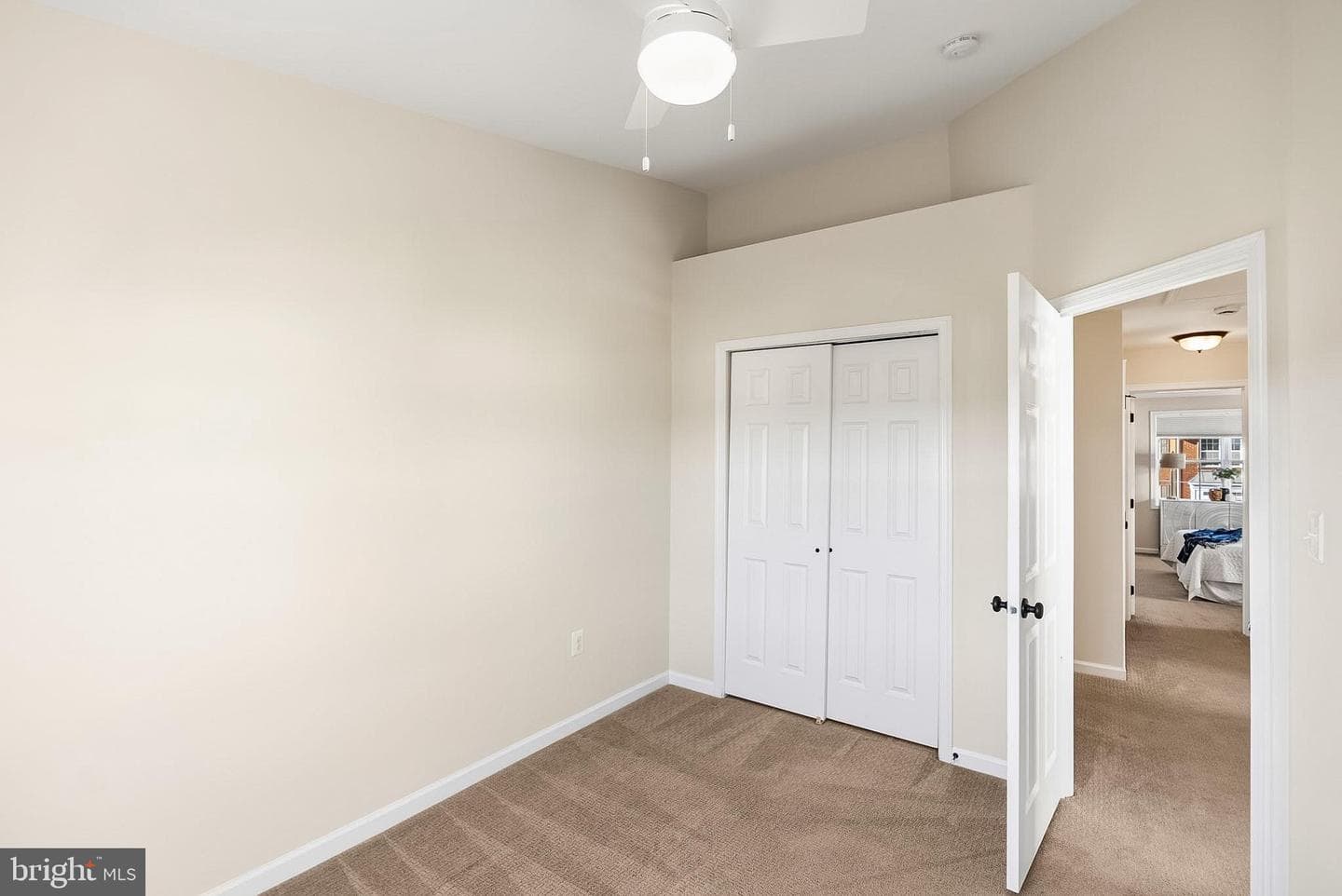 43151 Whelplehill Terrace photo 32