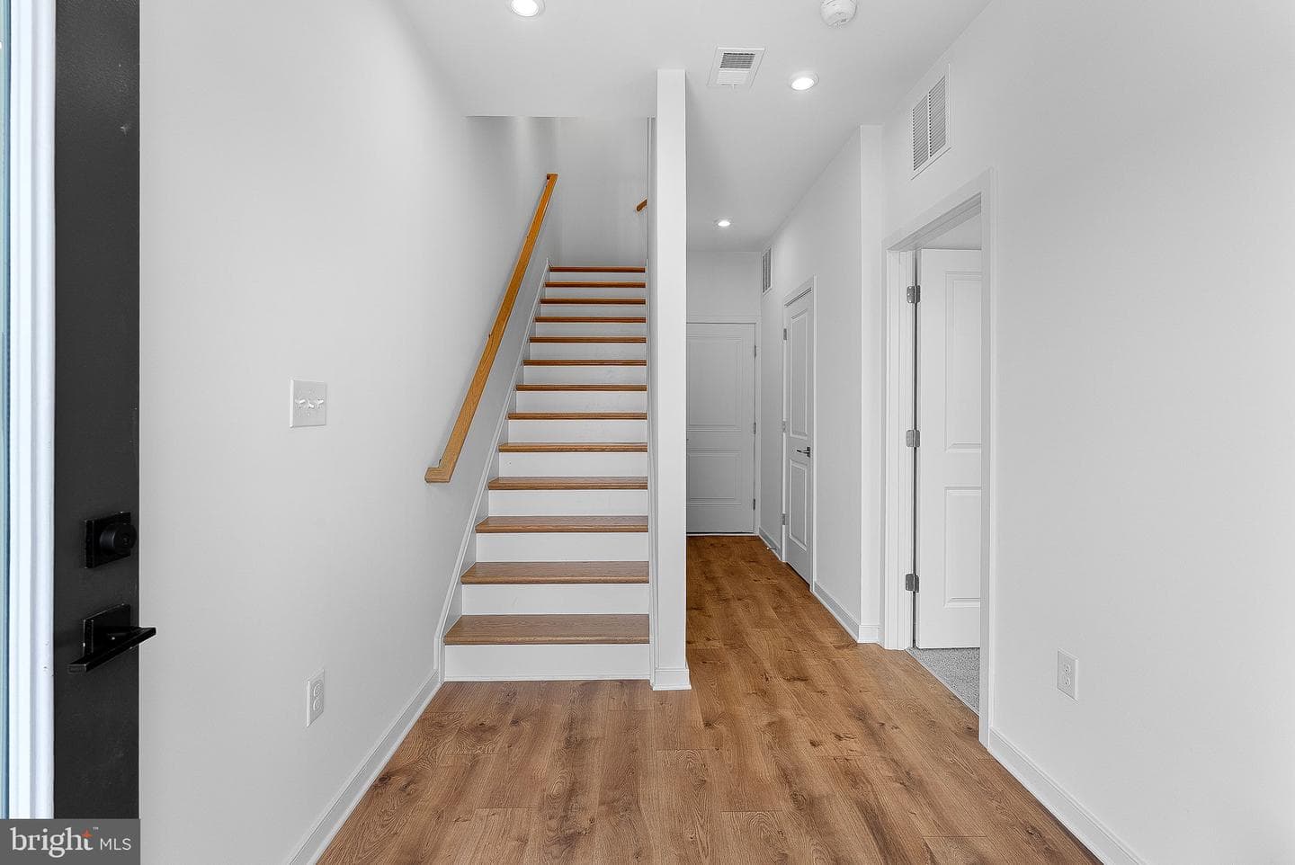 43798 Mystic Maroon Terrace photo 32