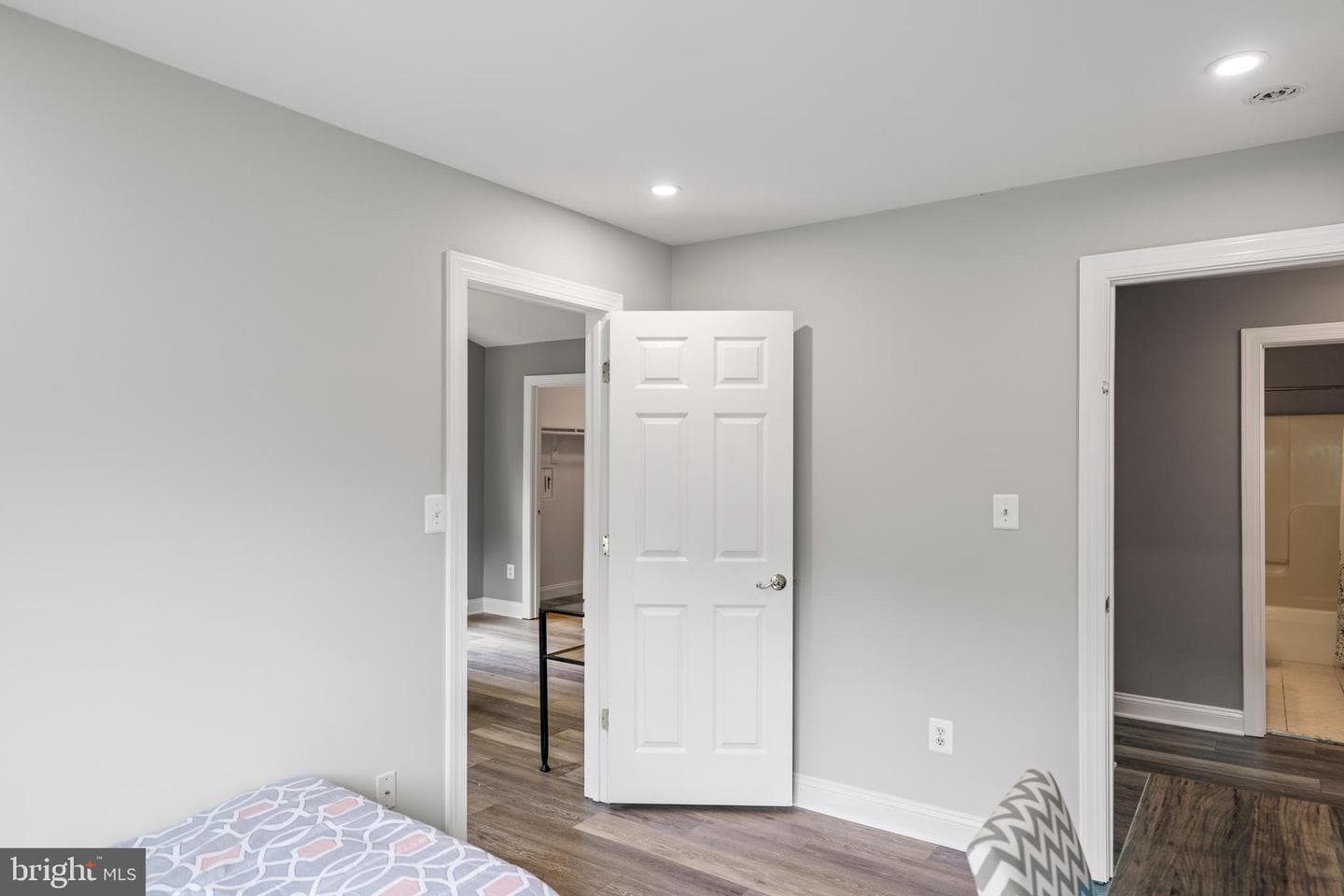 22247 Watson Road photo 26