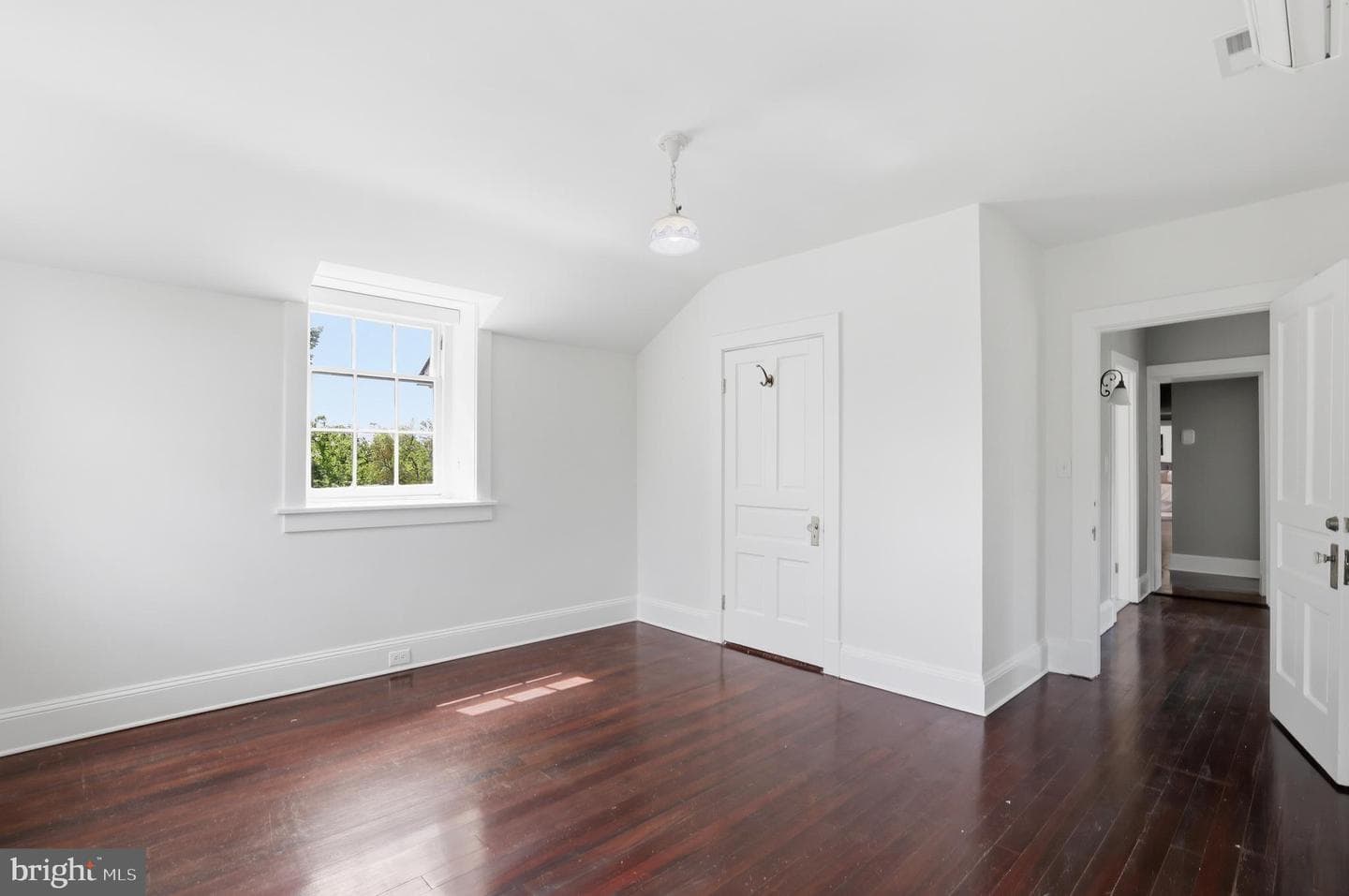 17781 Roxbury Hall Road photo 57