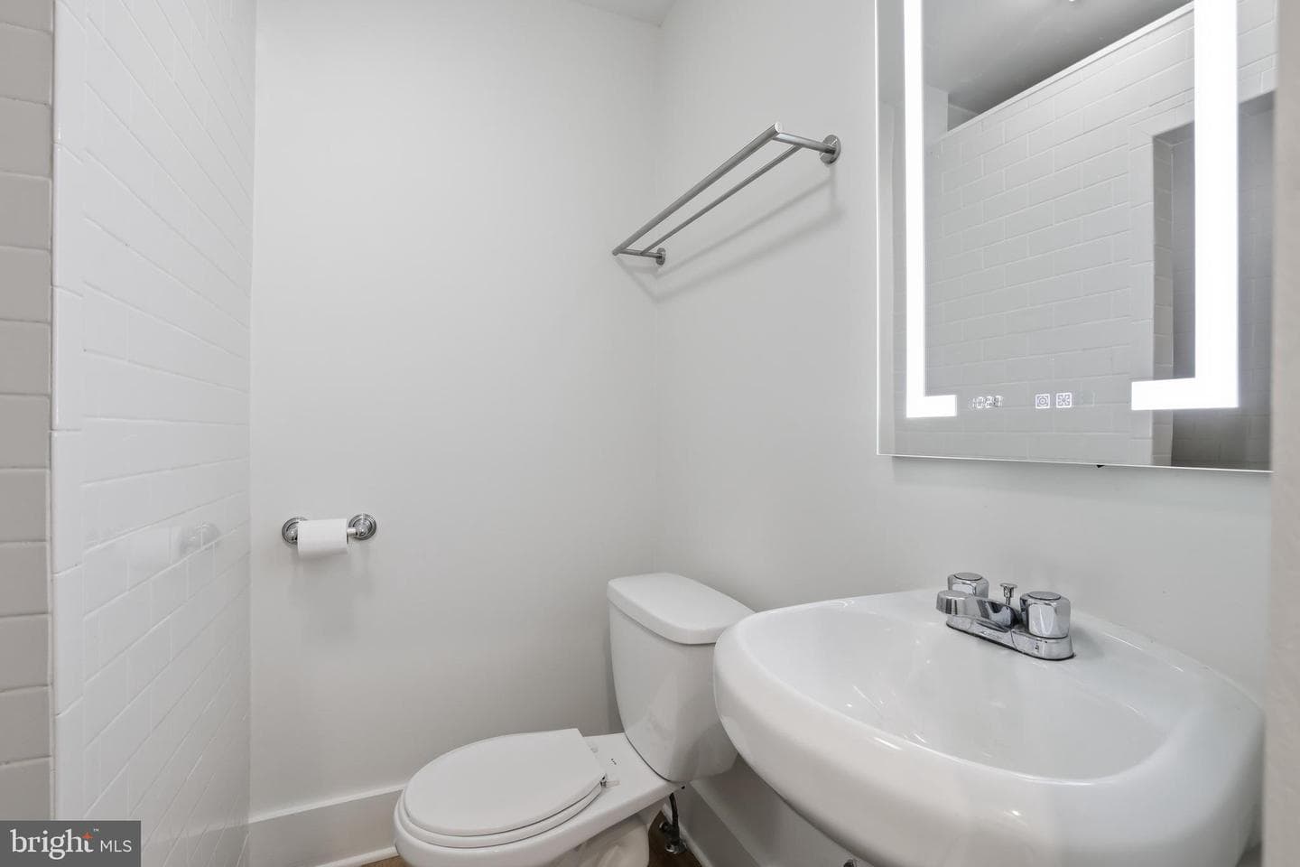 17781 Roxbury Hall Road photo 72
