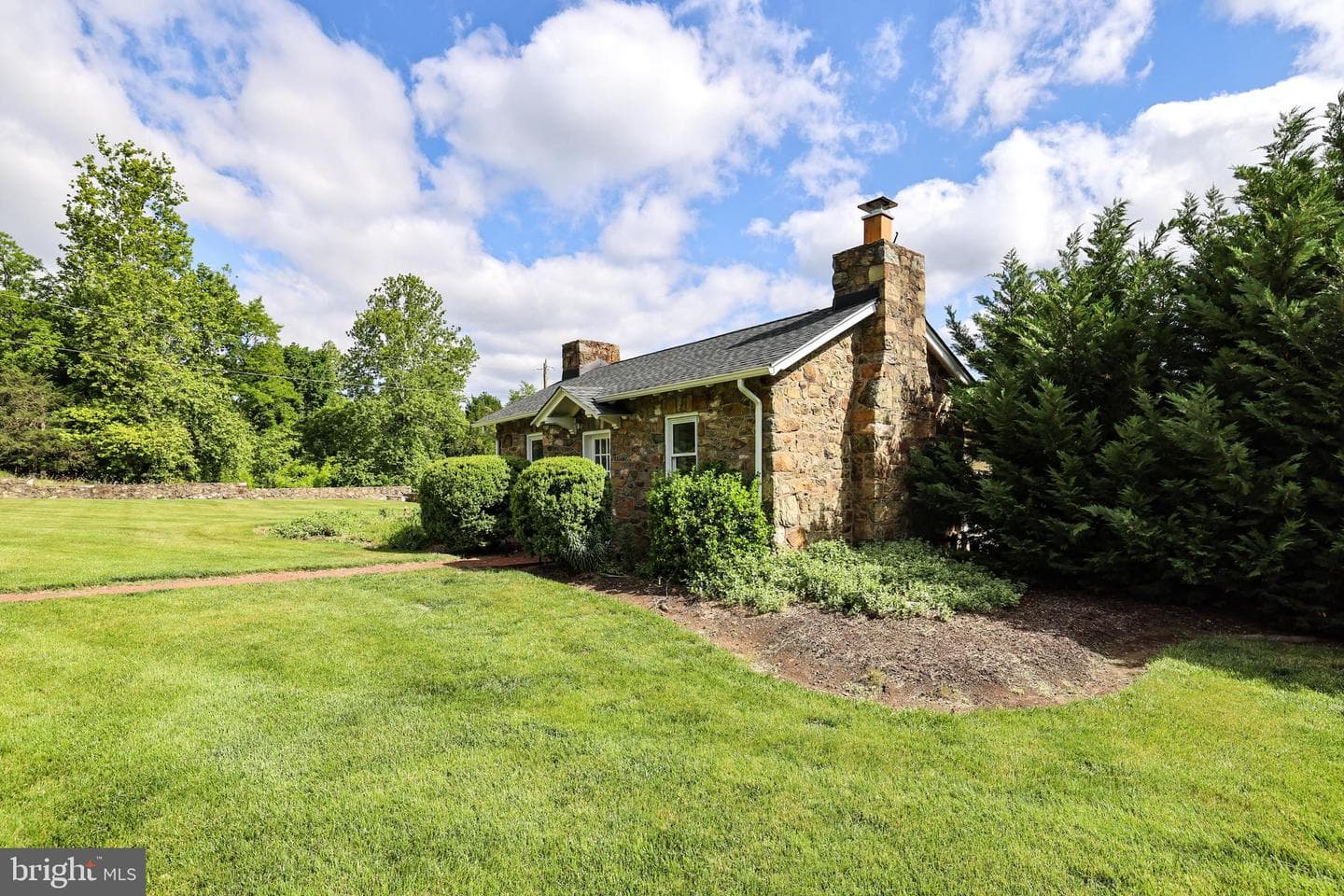 17781 Roxbury Hall Road photo 90