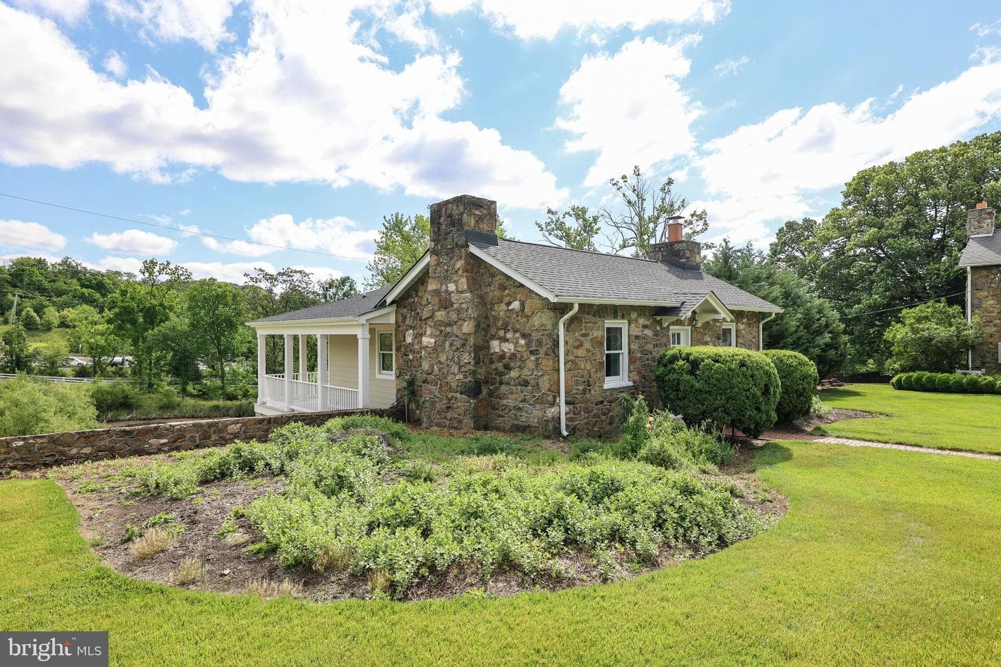 17781 Roxbury Hall Road photo 91