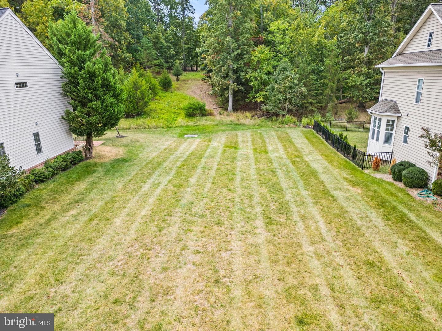 44021 Riverpoint Drive photo 4