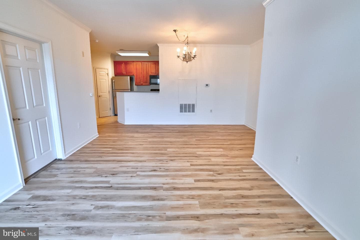 21216 Mcfadden Square #108 photo 5