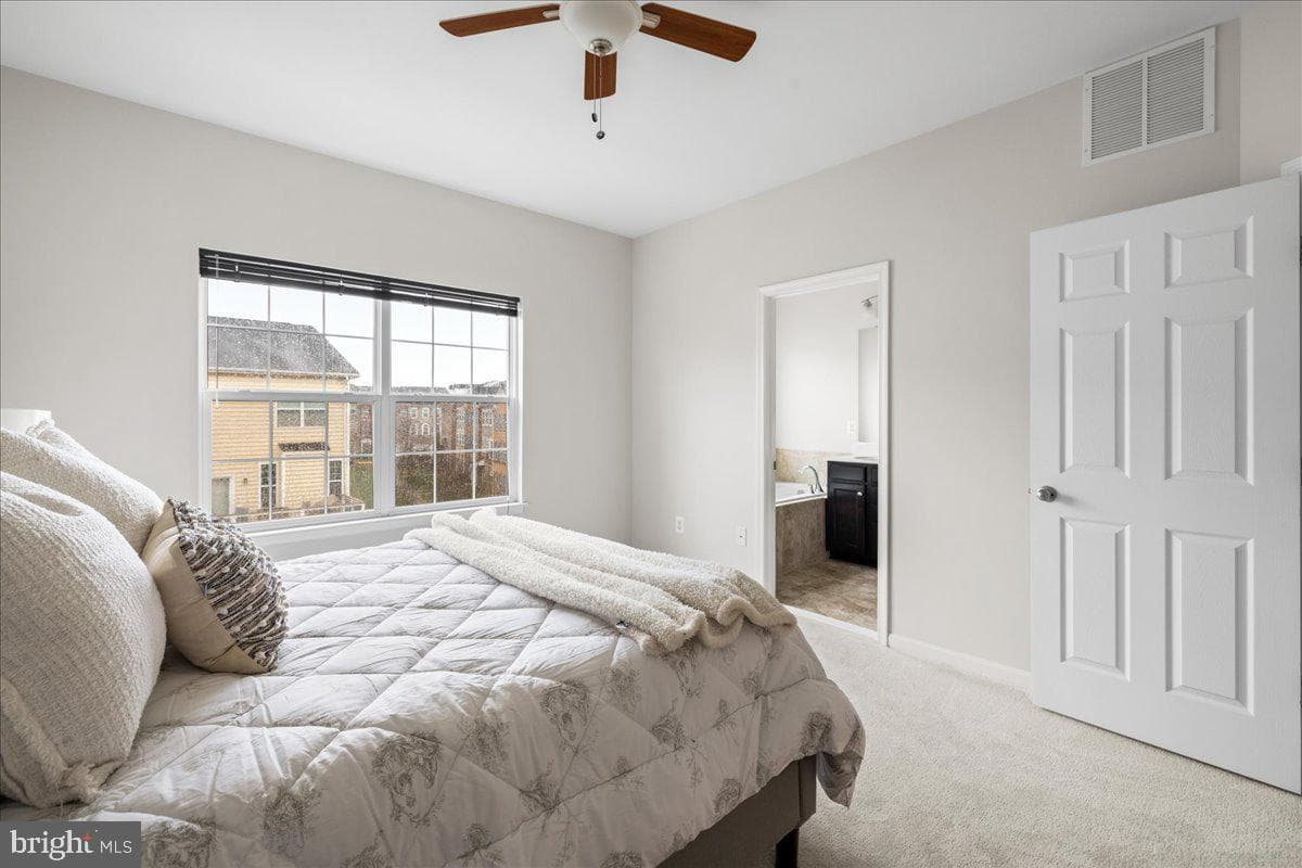 1590 Kinnaird Terrace NE photo 31