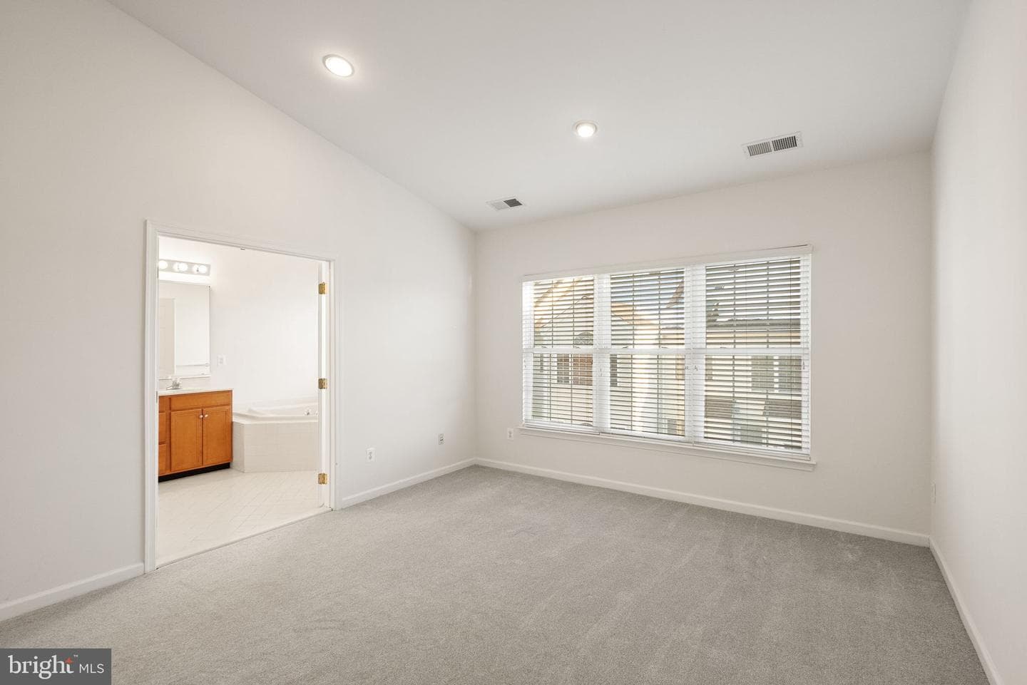 42683 Sandman Terrace photo 20