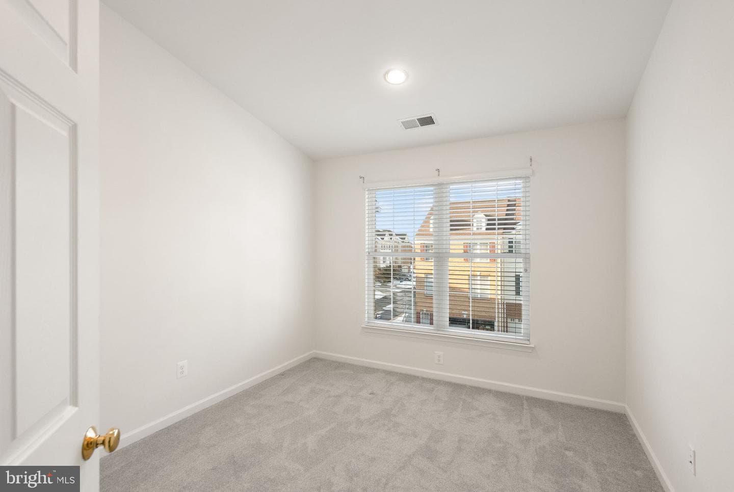 42683 Sandman Terrace photo 26