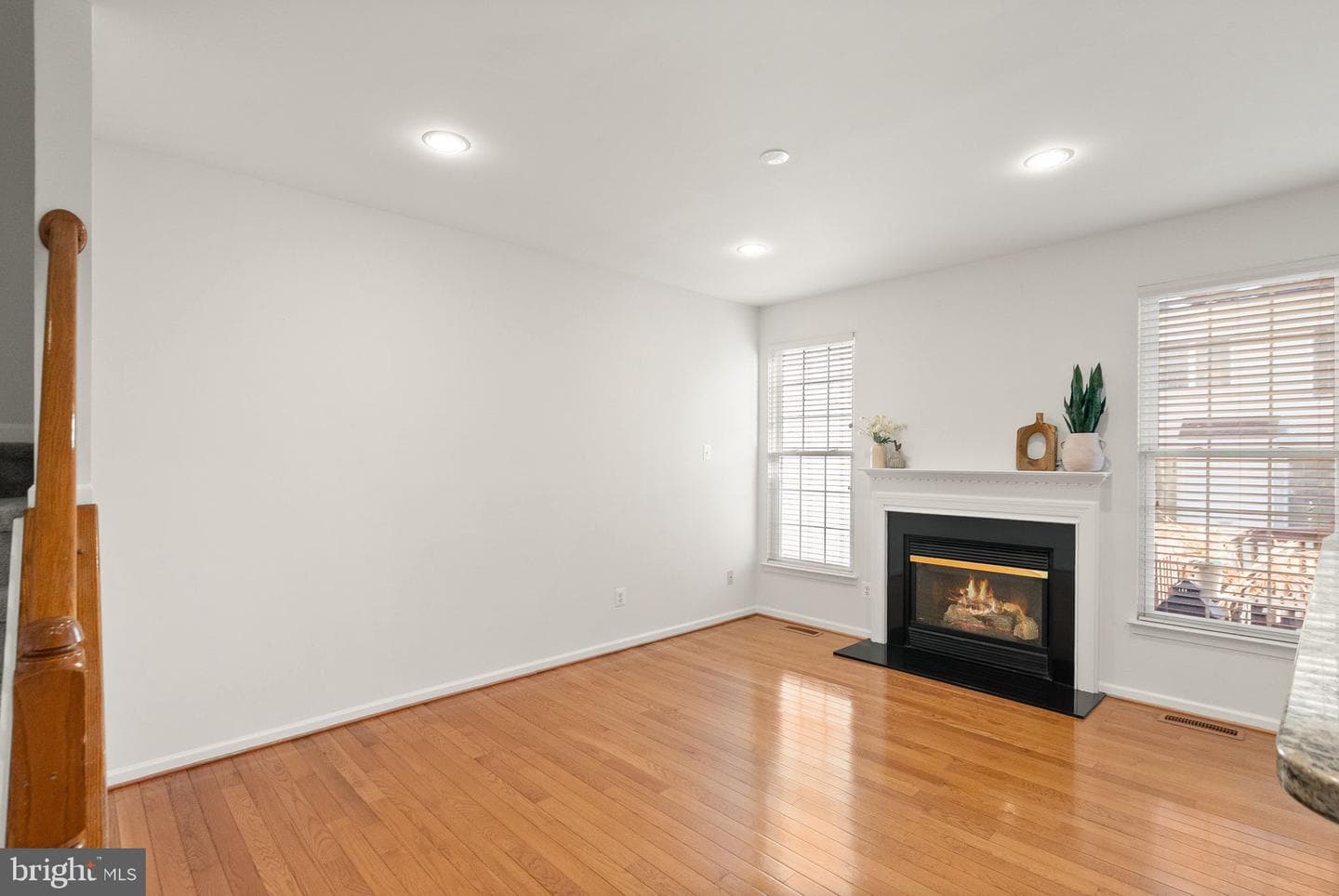 42683 Sandman Terrace photo 8