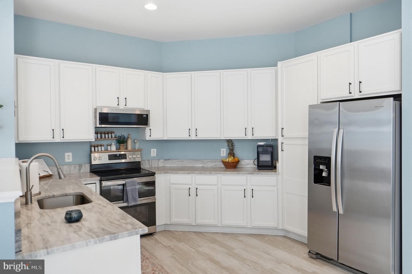 513 Gentlewood Sq photo 14
