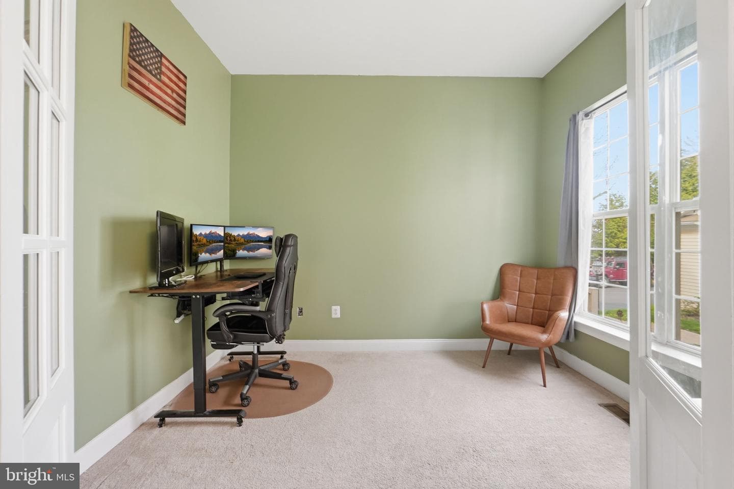 513 Gentlewood Sq photo 4