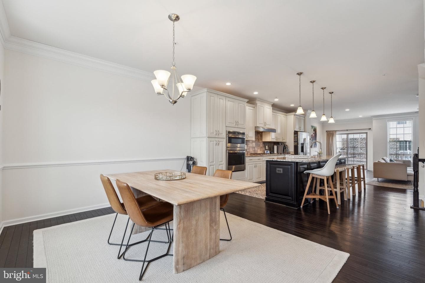 22613 Naugatuck Square photo 15