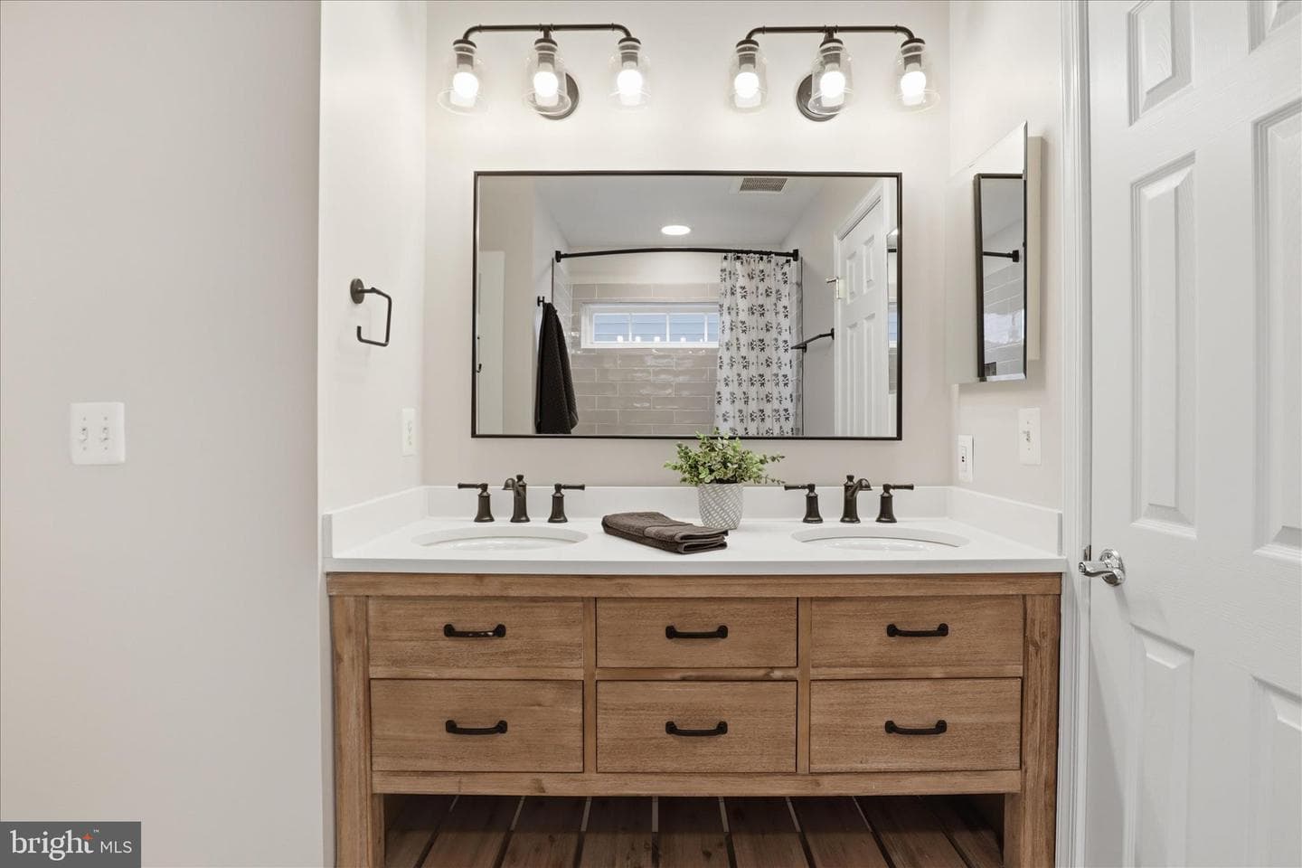 42094 Fiddlehead Place photo 36