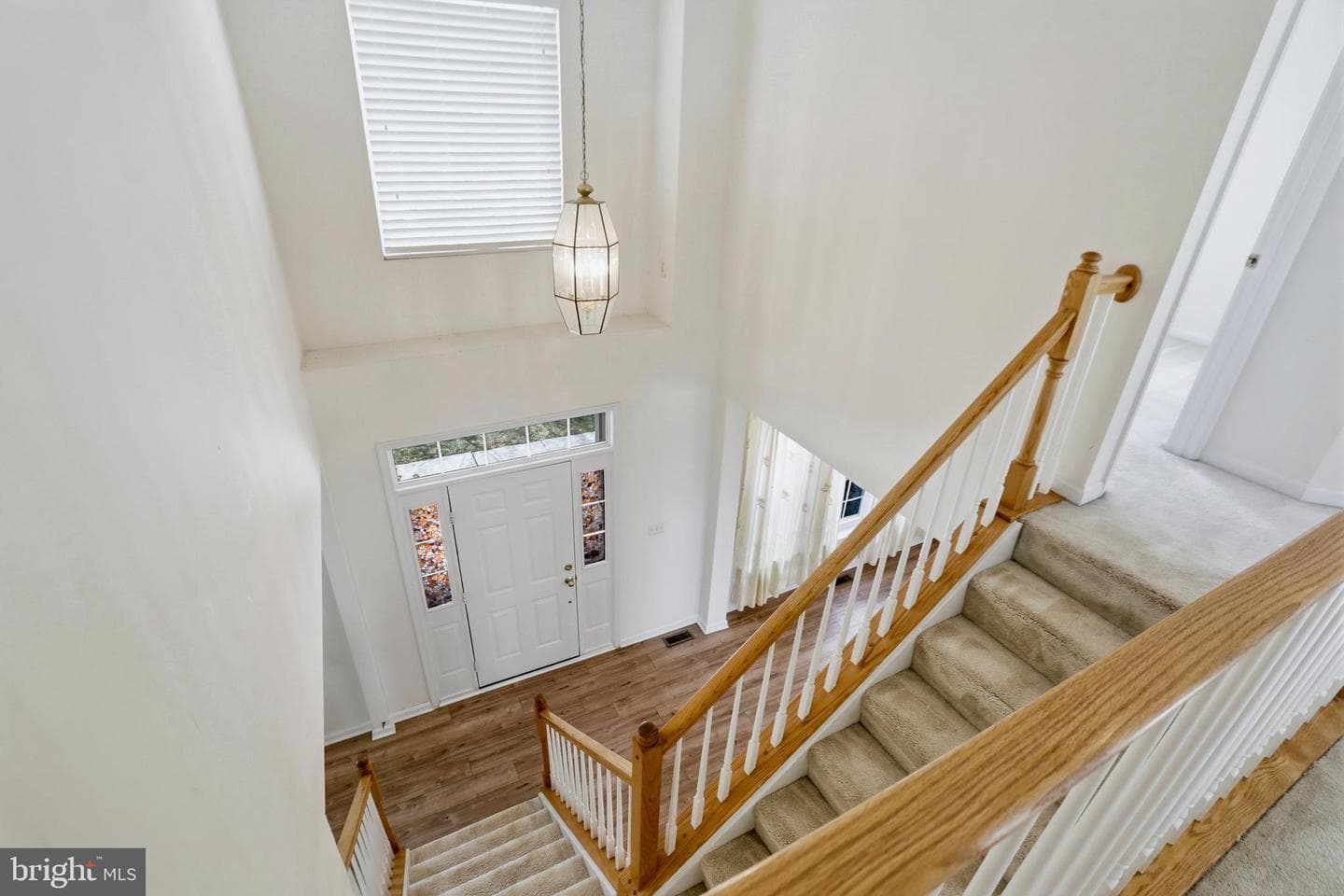 46733 Hollow Mountain Place photo 4