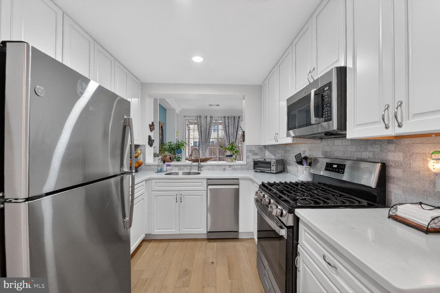 45070 Brae Terrace #102 photo 5