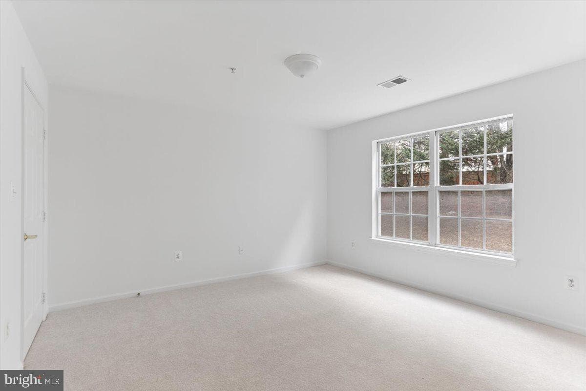 631 Constellation Square SE #d photo 7
