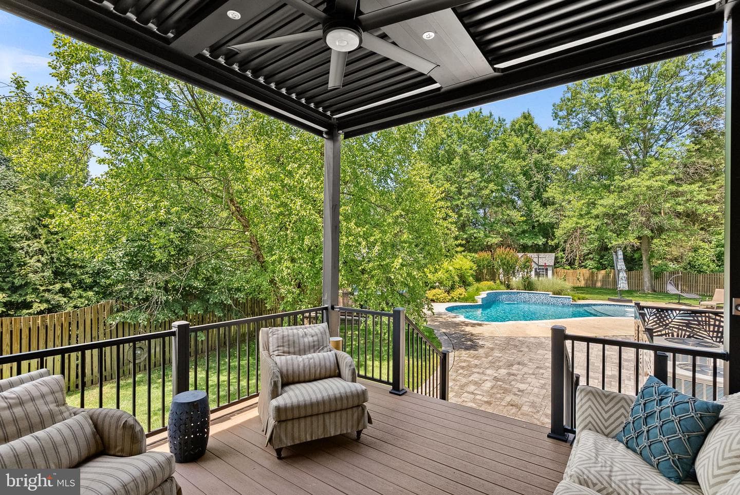 22043 Water Run Court photo 25