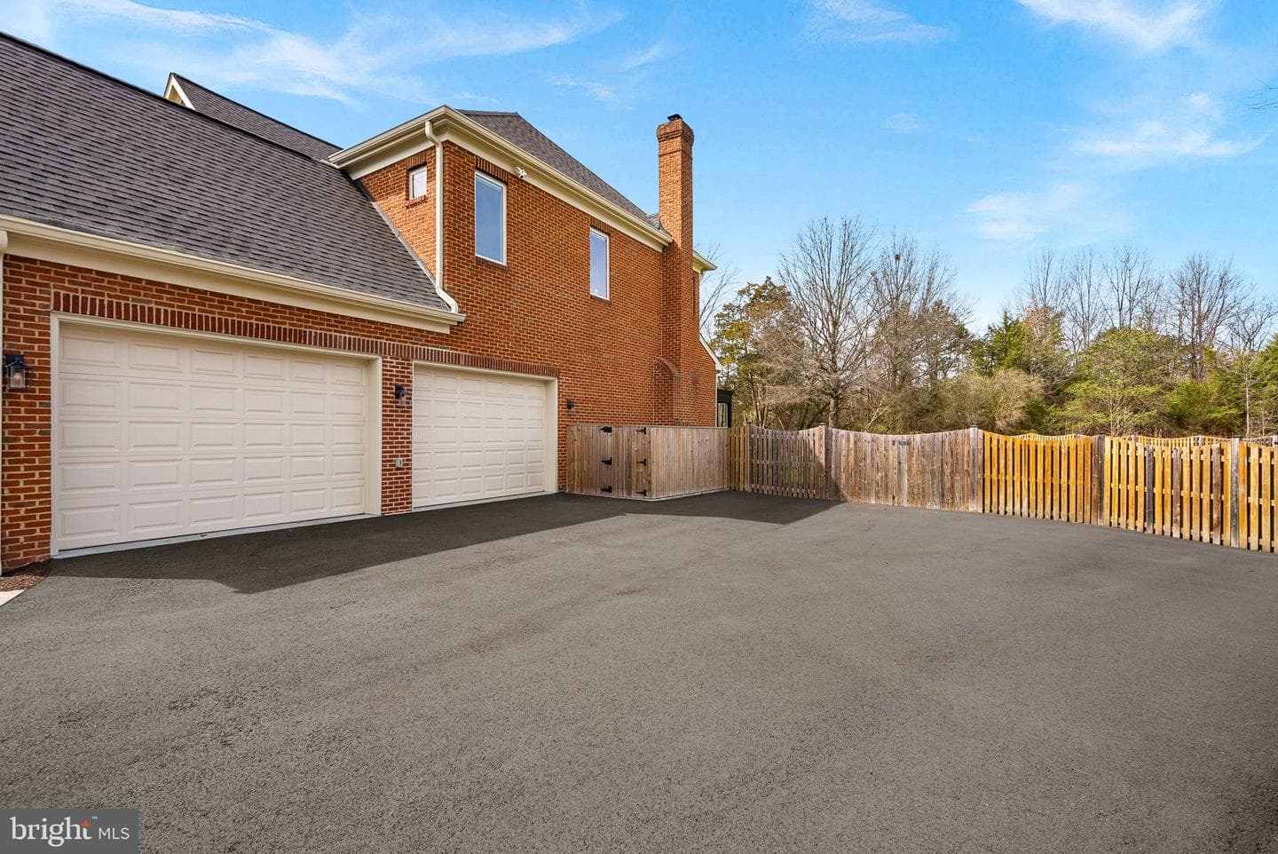 22043 Water Run Court photo 7