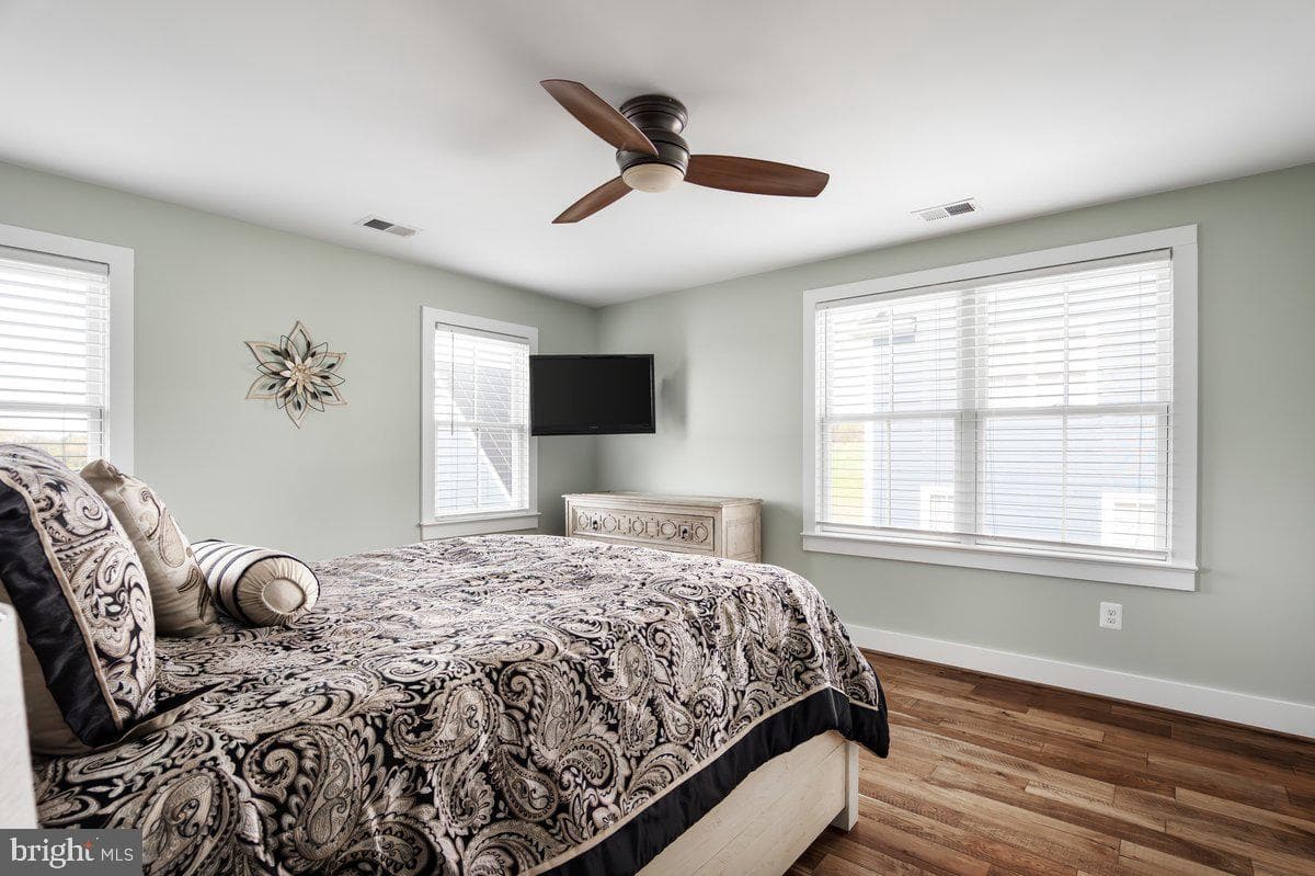 38165 Cobbett Lane photo 27