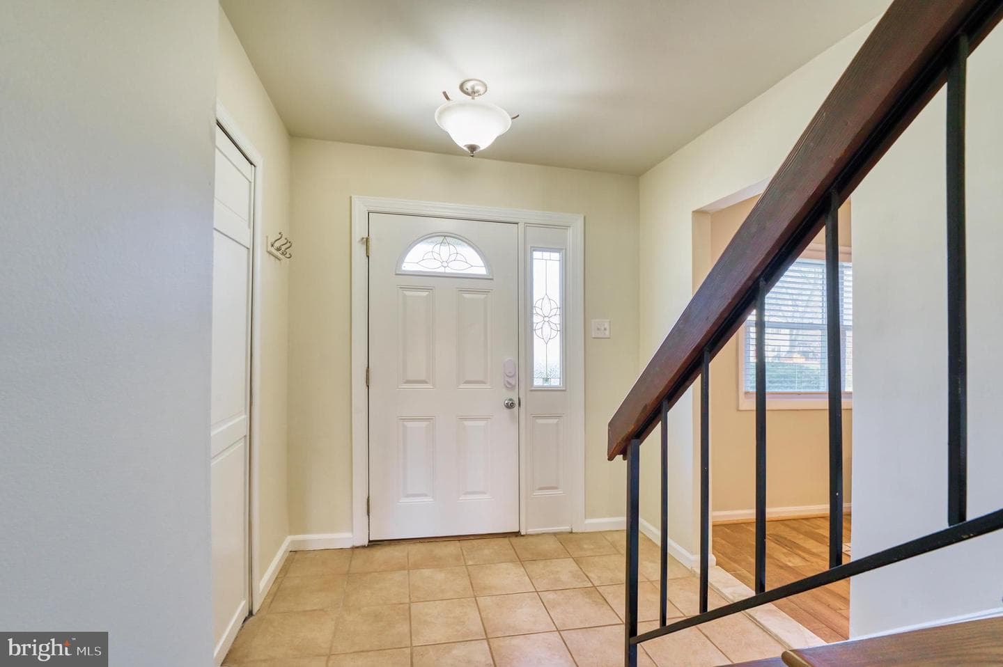 253 Willow Terrace photo 5