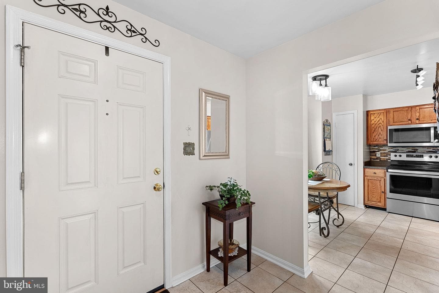 27 Haxall Court photo 4