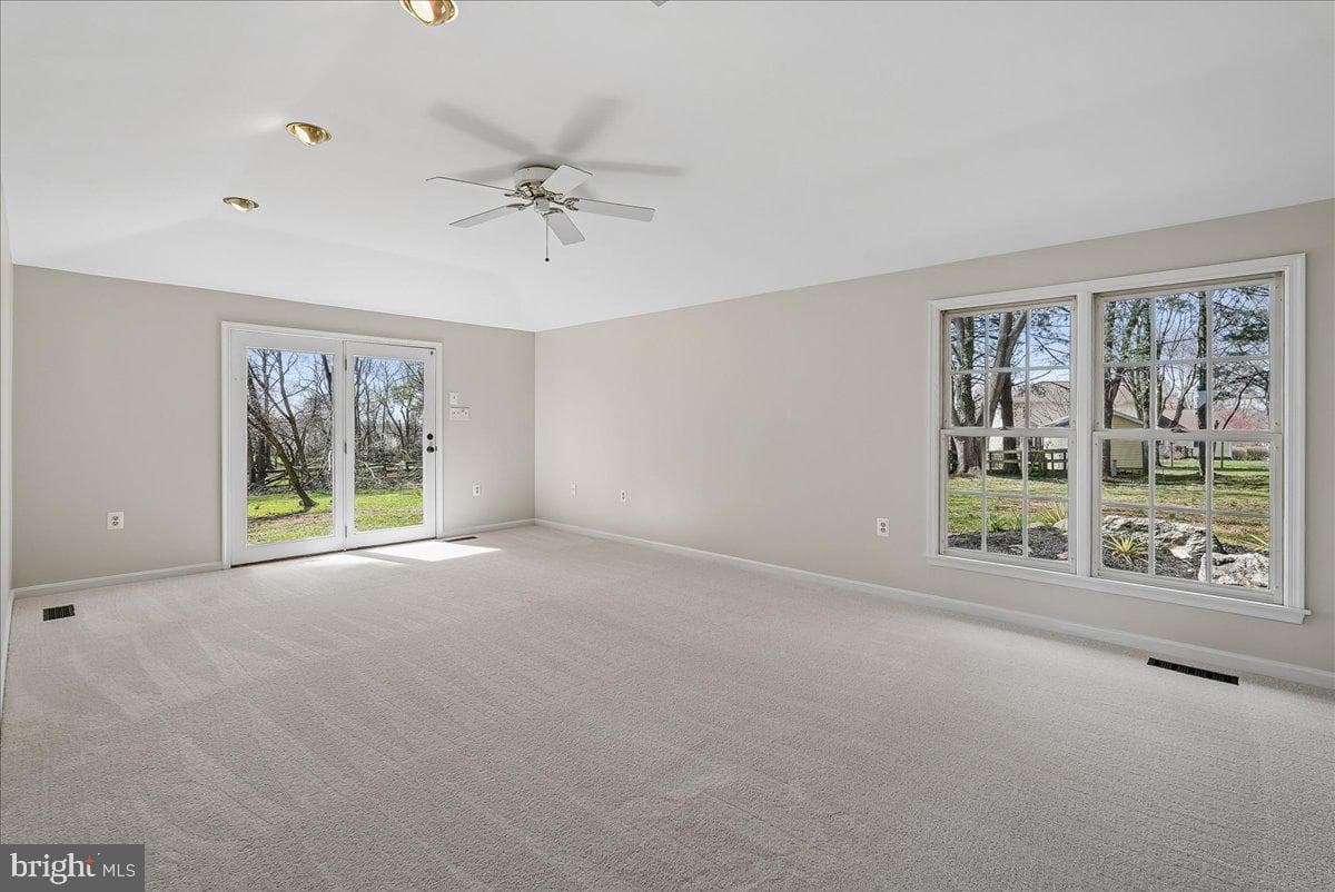 17621 Evers Court photo 24