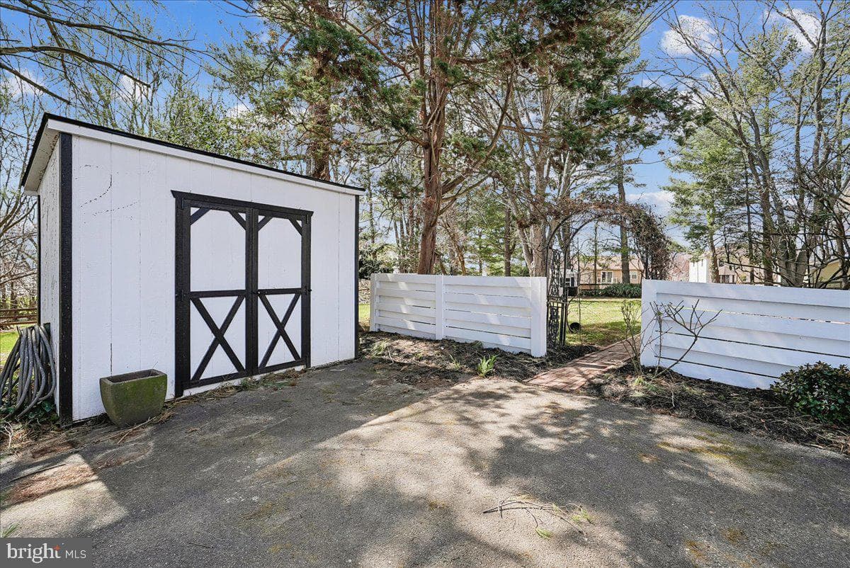 17621 Evers Court photo 64