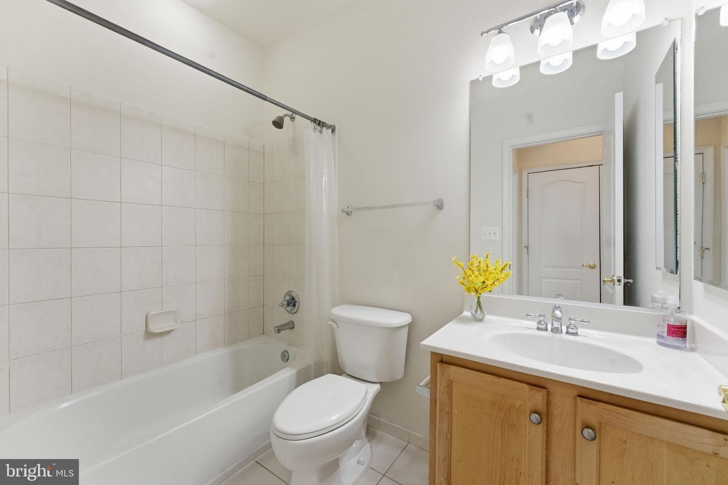 43358 Fullerton photo 51
