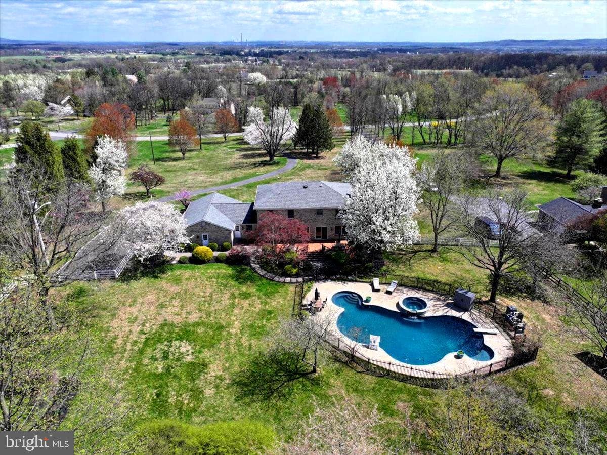 14351 Rosefinch Circle photo 4