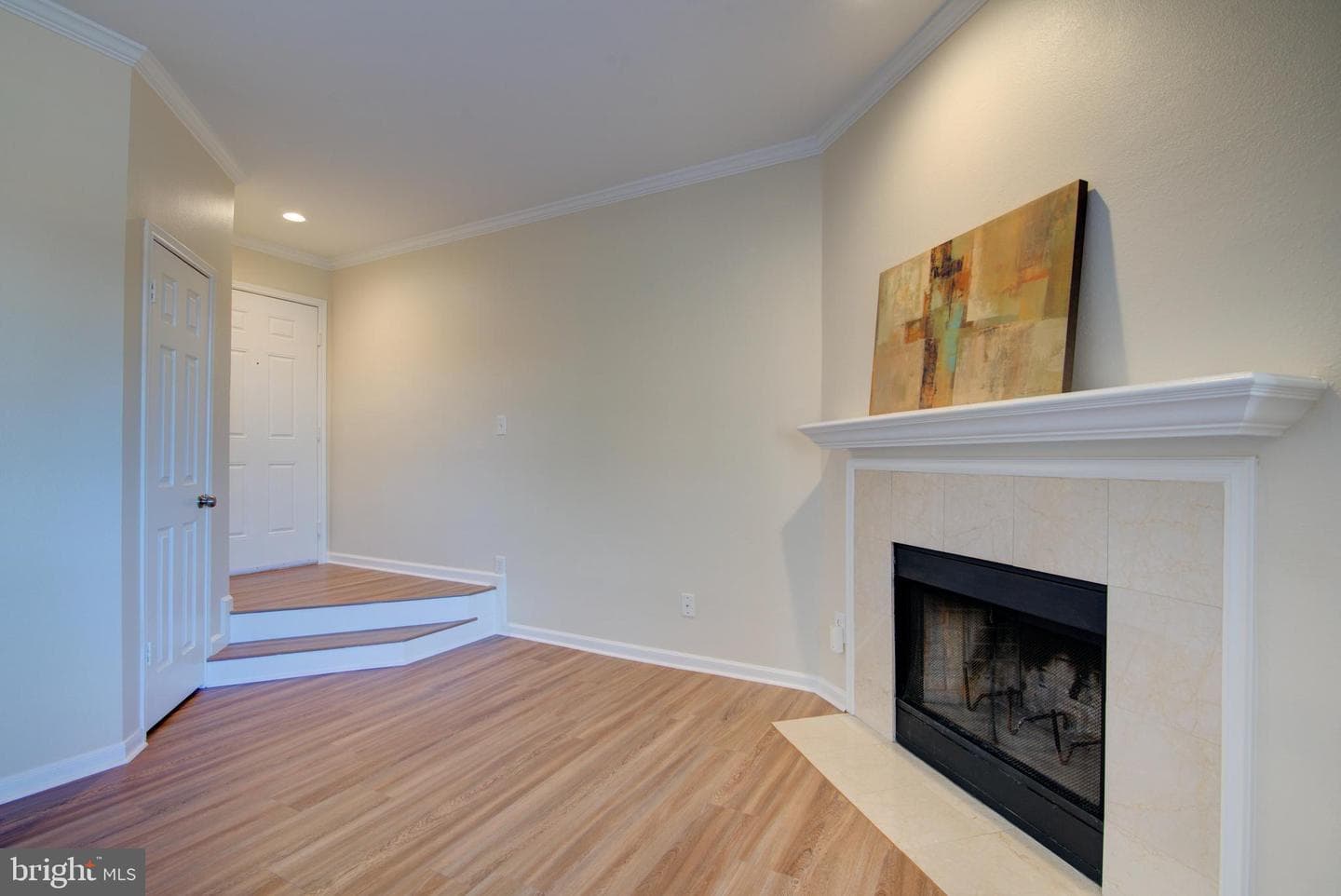 676 Gateway Drive SE #804 photo 3