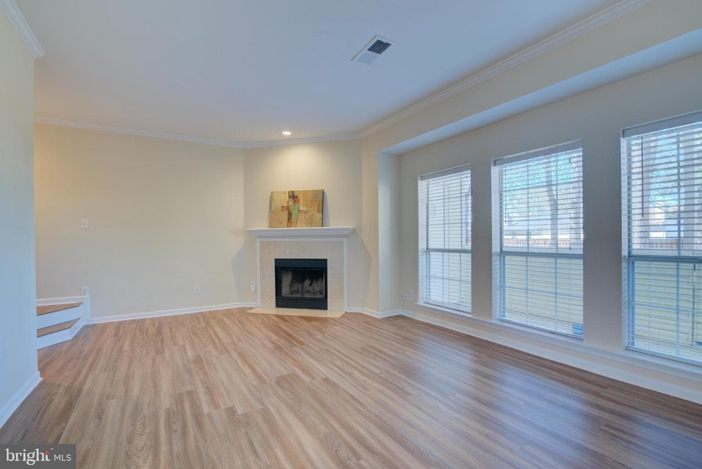 676 Gateway Drive SE #804 photo 6