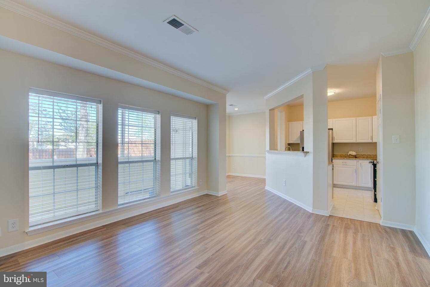 676 Gateway Drive SE #804 photo 8