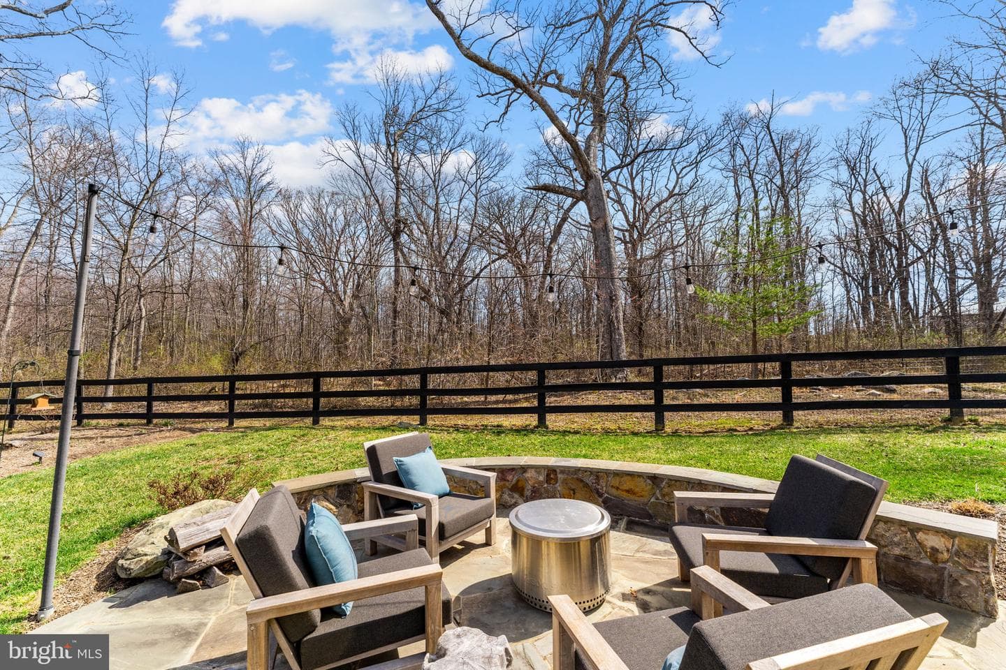 18940 Airmont Road photo 66