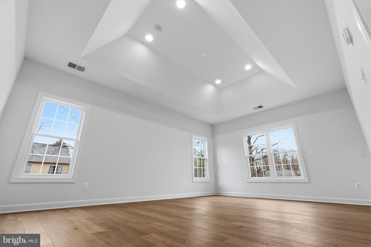 20285 Redrose Drive photo 36