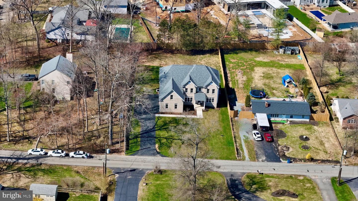 20285 Redrose Drive photo 60