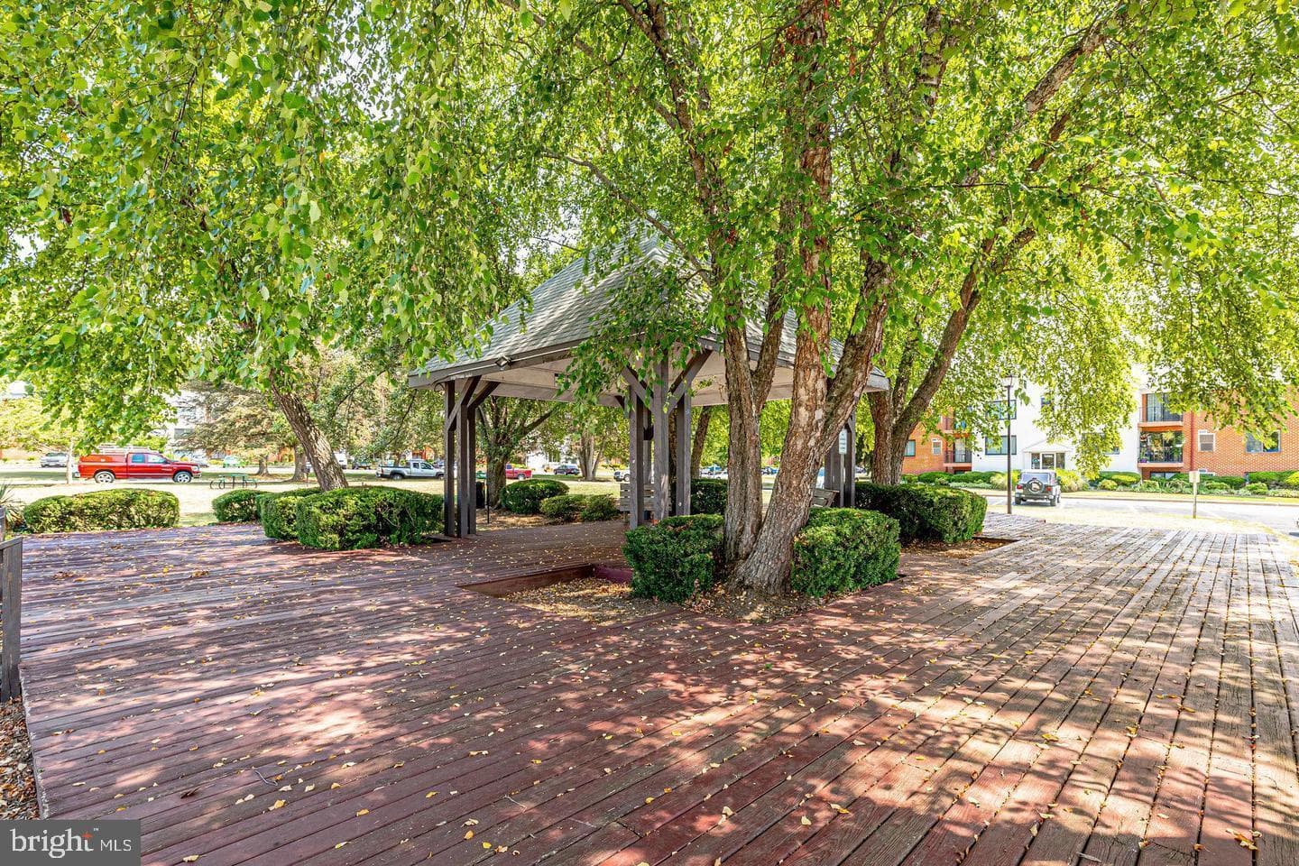 125 Clubhouse Drive SW #1 photo 33