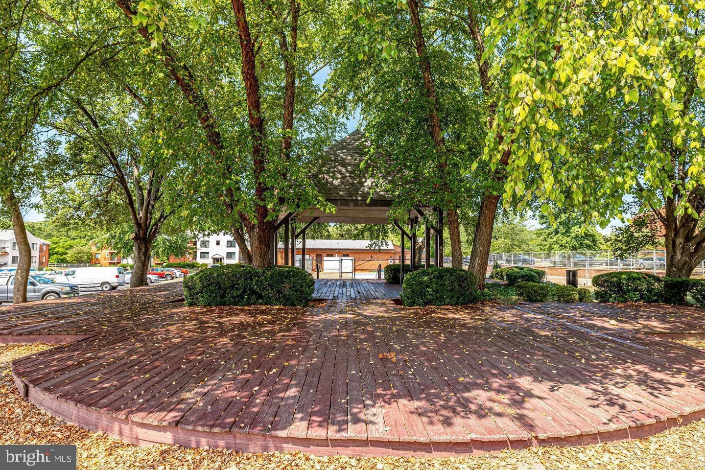 125 Clubhouse Drive SW #1 photo 35