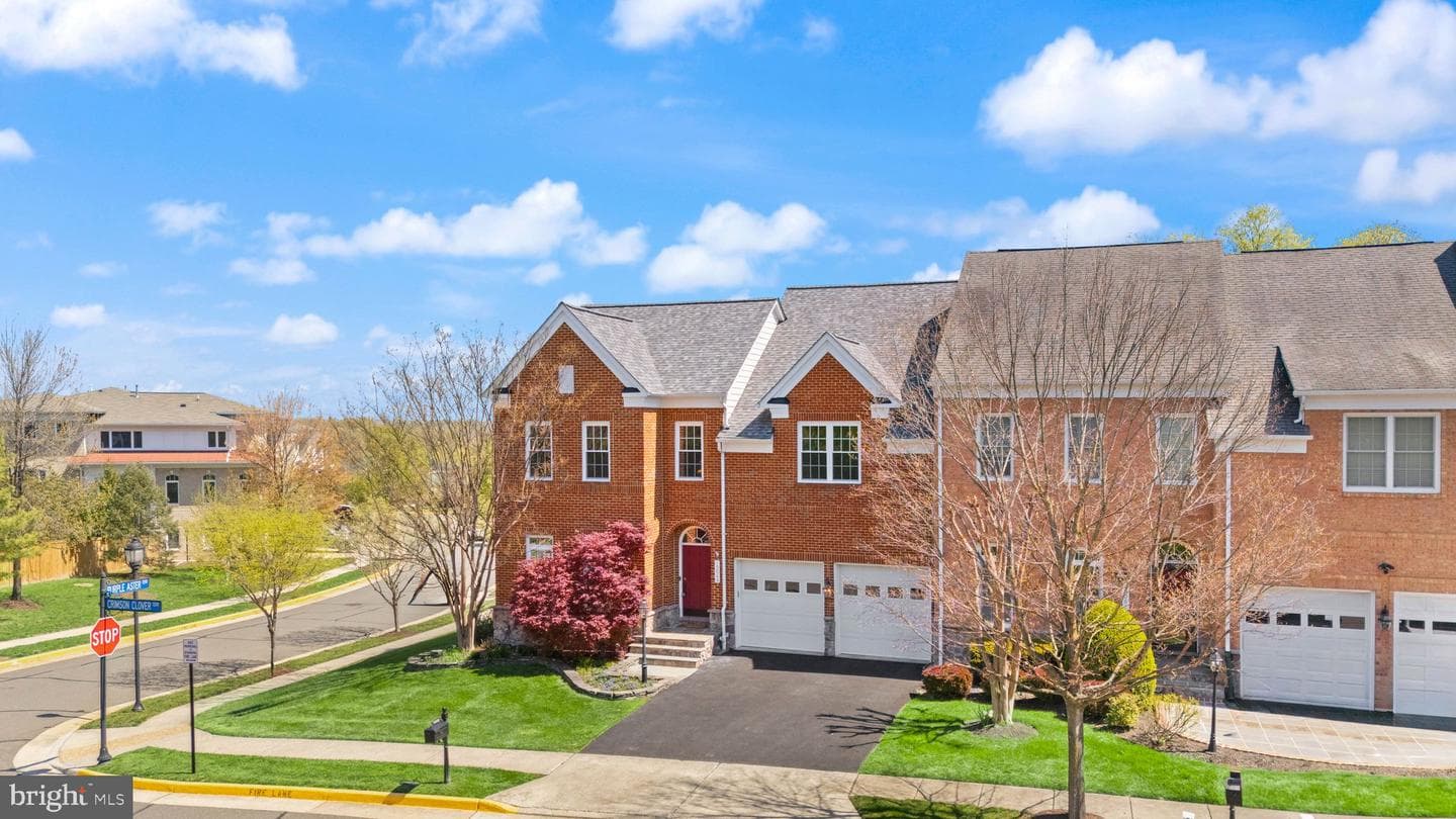 19066 Crimson Clover Terrace photo 2