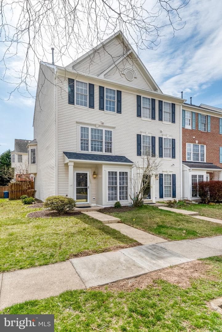 42847 Pilgrim Square photo 2