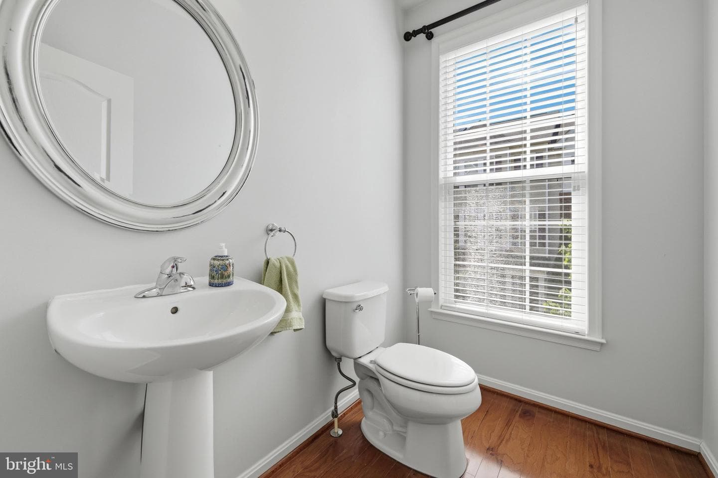 22631 Hawkbill Square photo 25