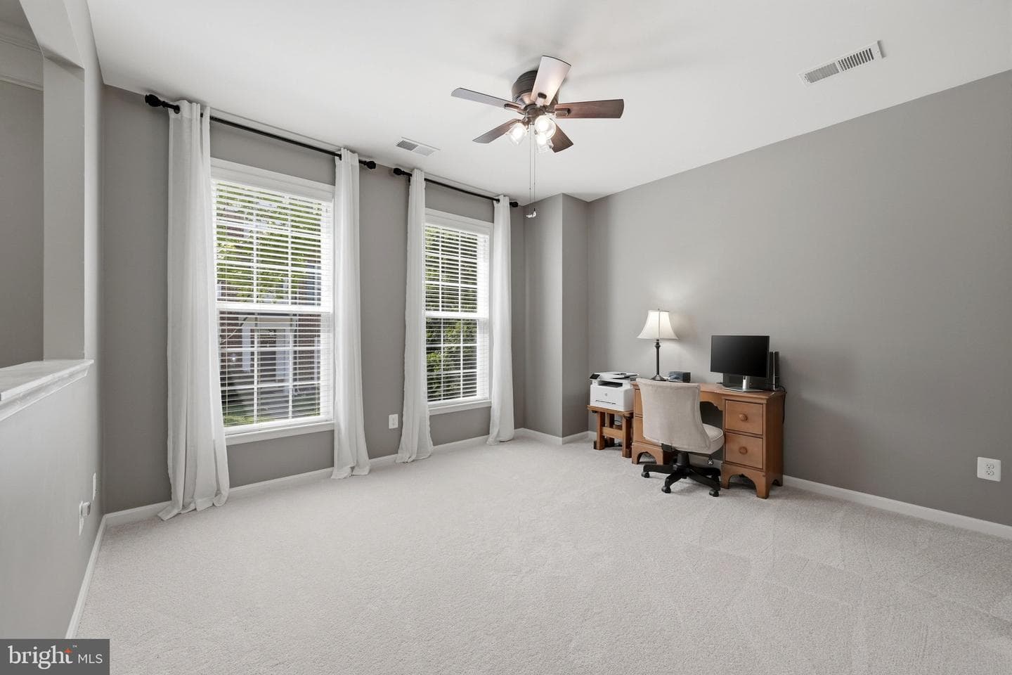 22631 Hawkbill Square photo 5