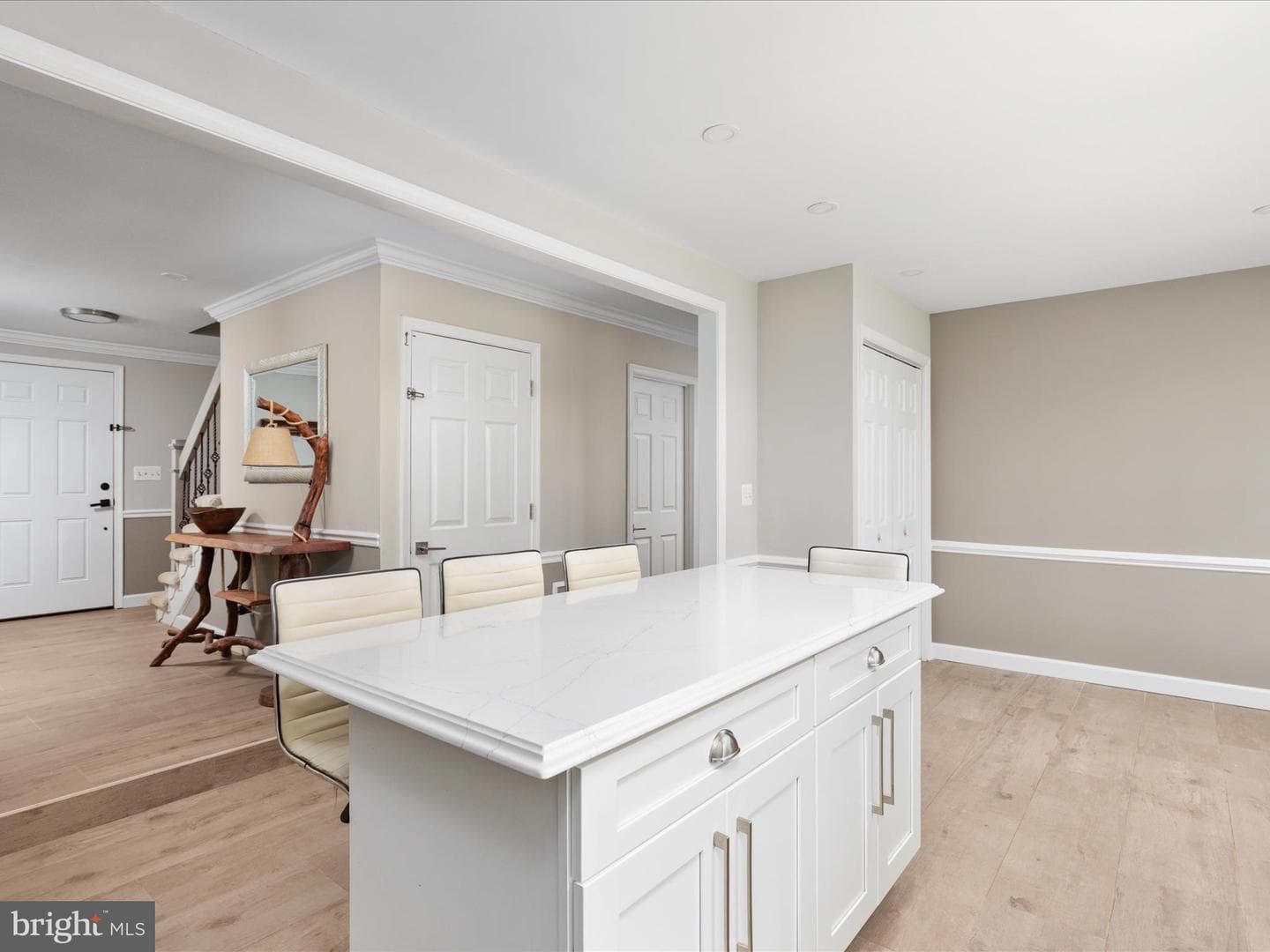 60 N Tavenner Lane photo 11