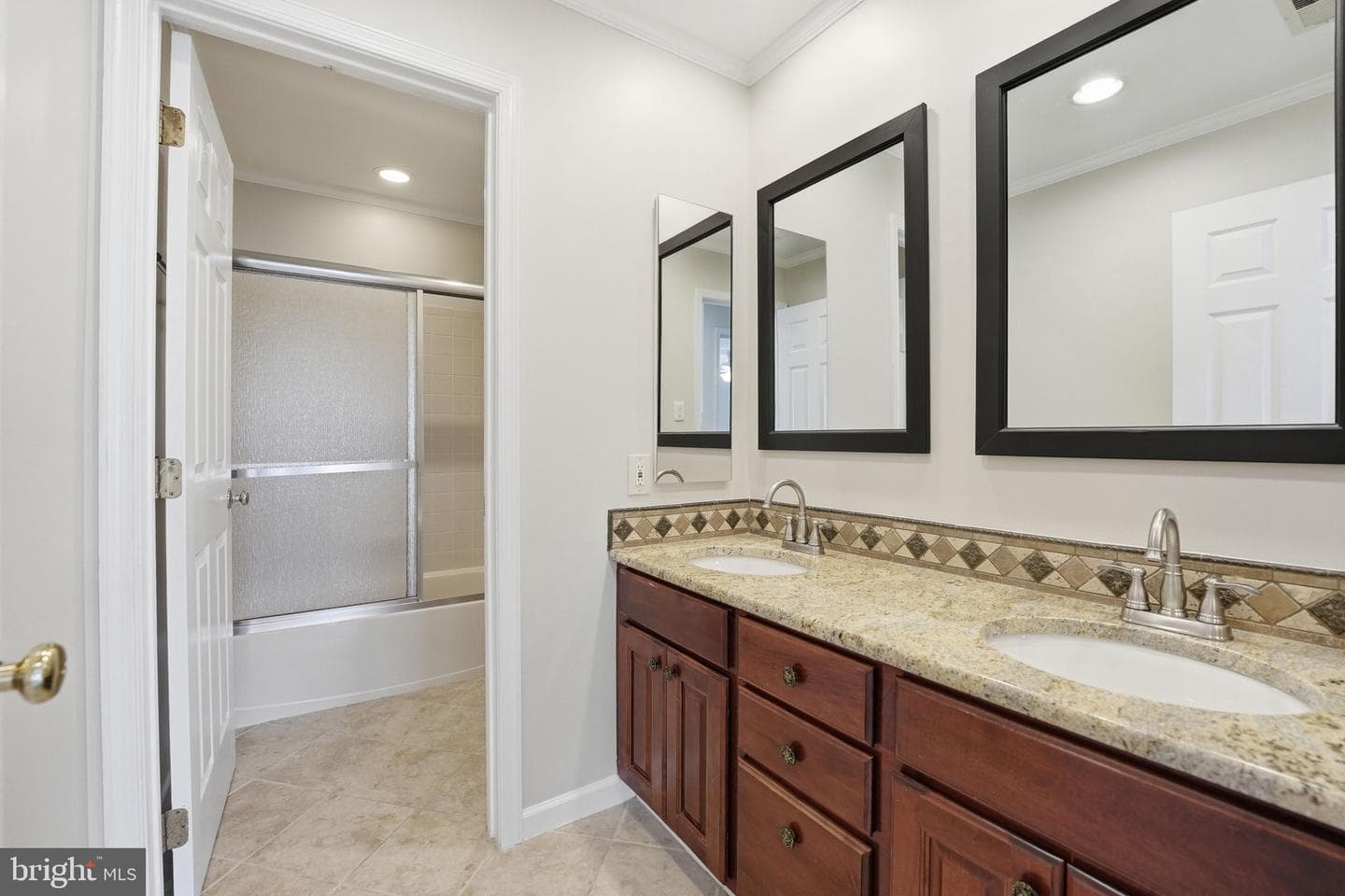 634 Meade Drive SW photo 26