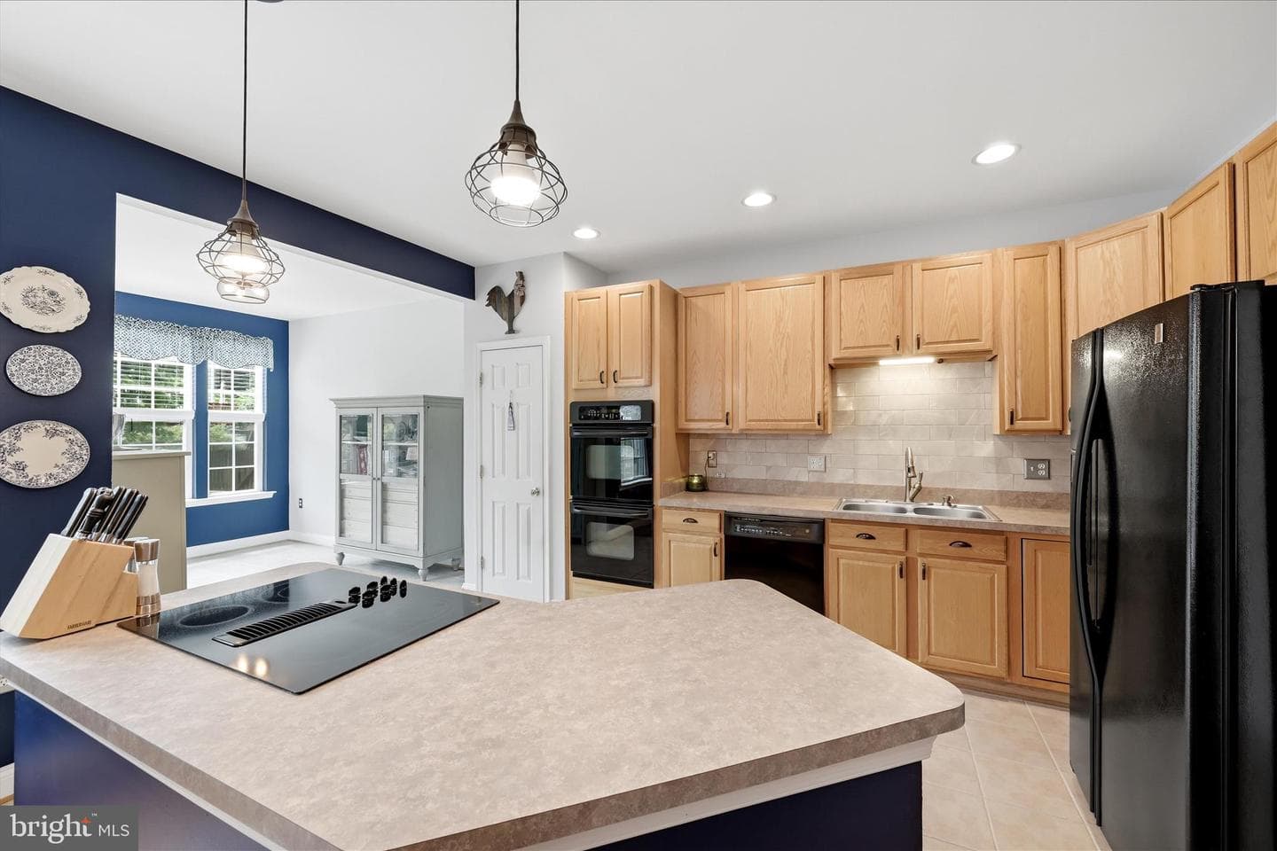 405 Leeds Ridge Court photo 12