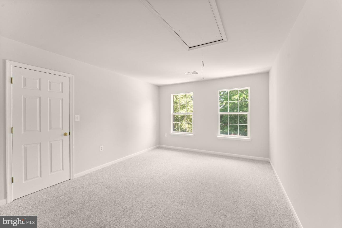 103 Bournville Court SE photo 44