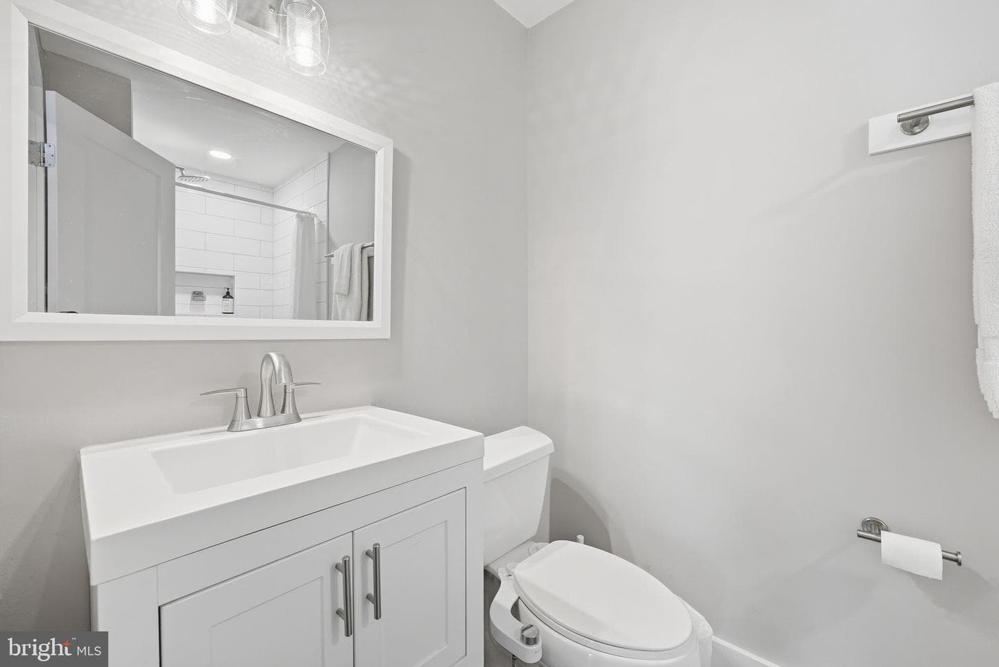 122 Lake Drive photo 41